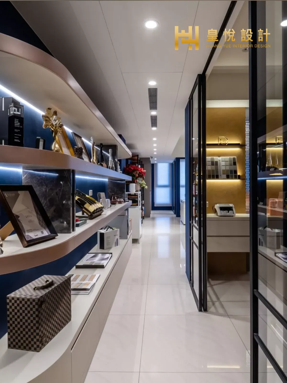 Huangyue Interior Design - Corporate & E-commerce Web Design Project